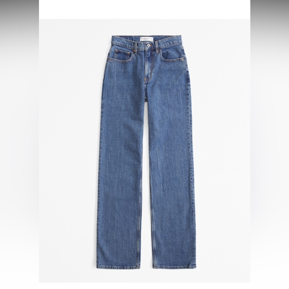 Abercrombie and Fitch 90s Relaxed Jean High Rise